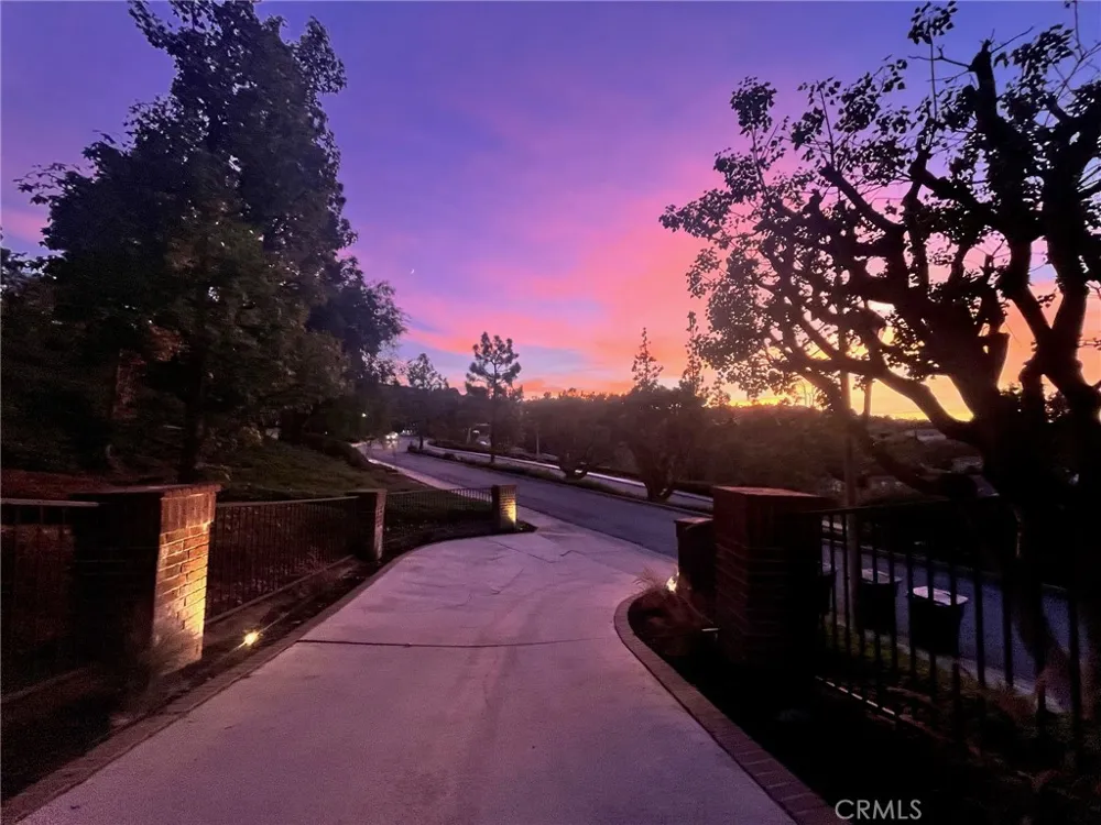 5780 E River Valley Trail Anaheim Hills, CA 92807