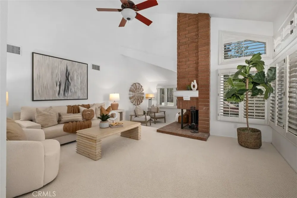 5780 E River Valley Trail Anaheim Hills, CA 92807