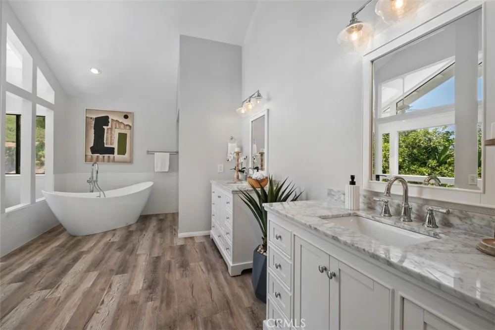 5780 E River Valley Trail Anaheim Hills, CA 92807
