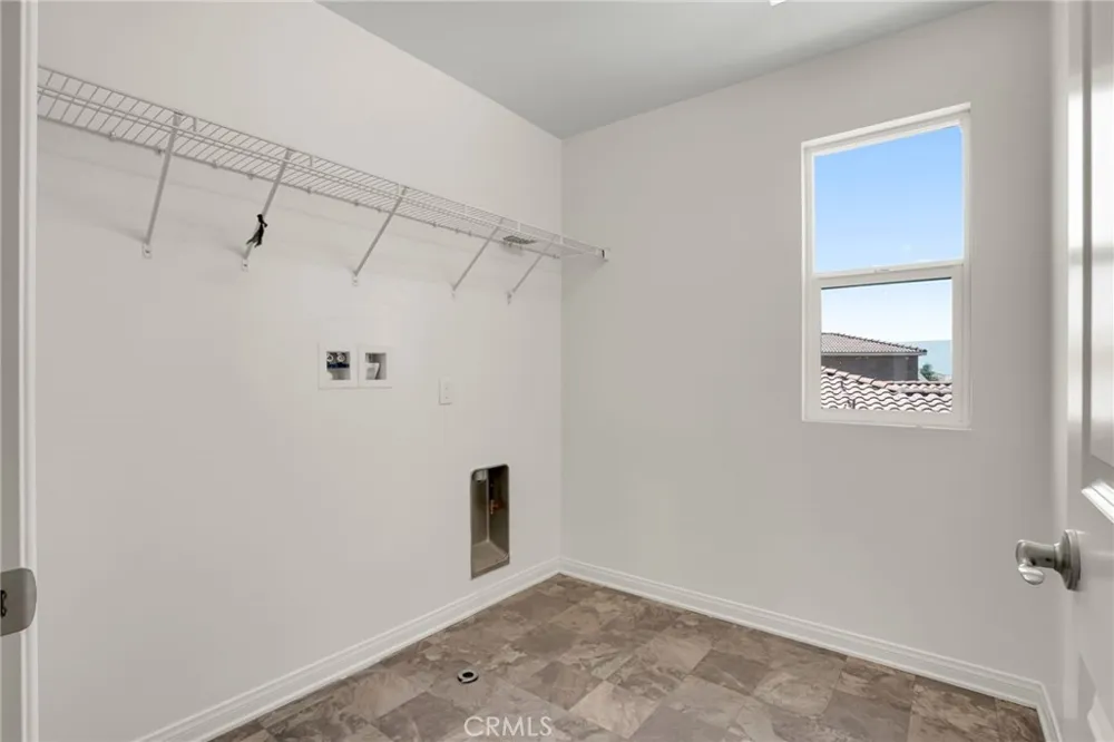 20765 Barn Road Riverside, CA 92507