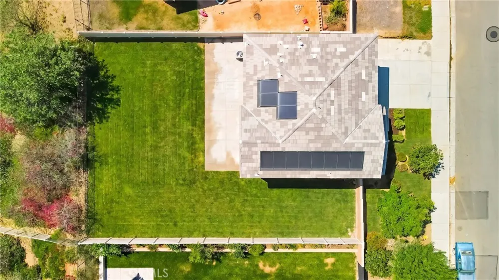 20765 Barn Road Riverside, CA 92507