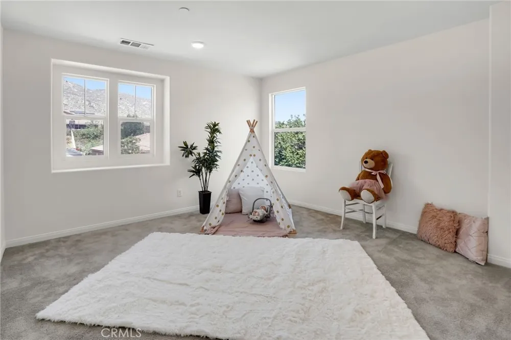 20765 Barn Road Riverside, CA 92507
