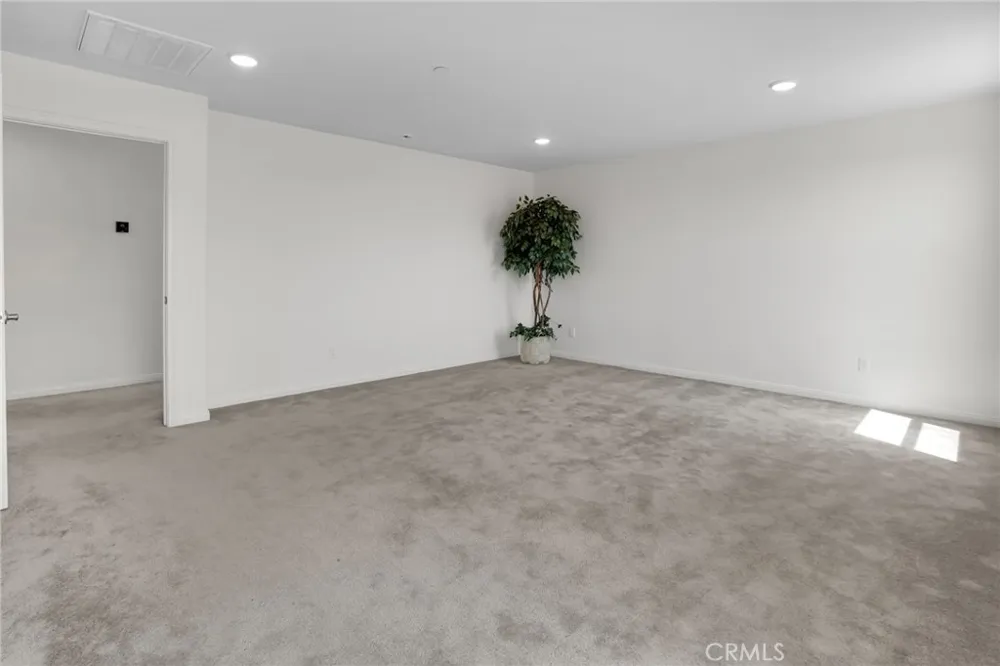 20765 Barn Road Riverside, CA 92507