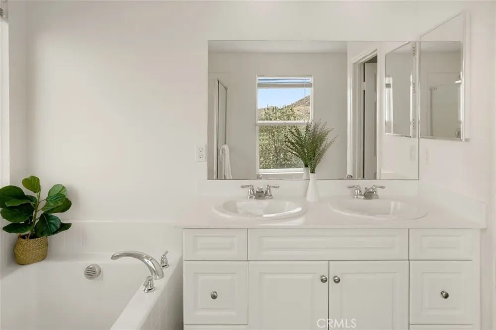 20765 Barn Road Riverside, CA 92507