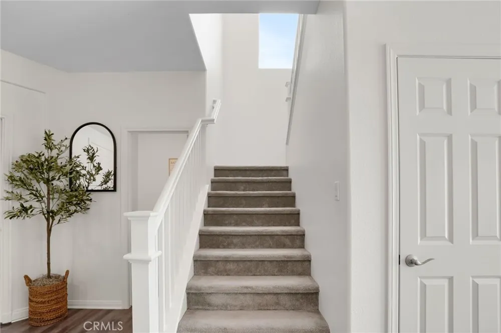 20765 Barn Road Riverside, CA 92507