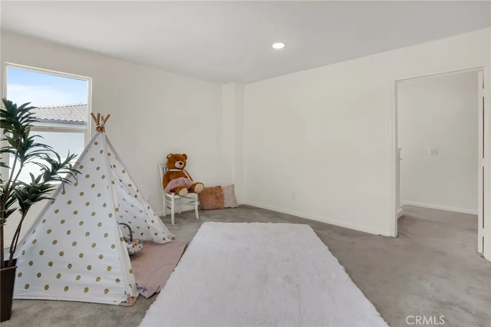 20765 Barn Road Riverside, CA 92507