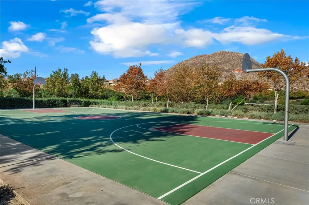 20765 Barn Road Riverside, CA 92507