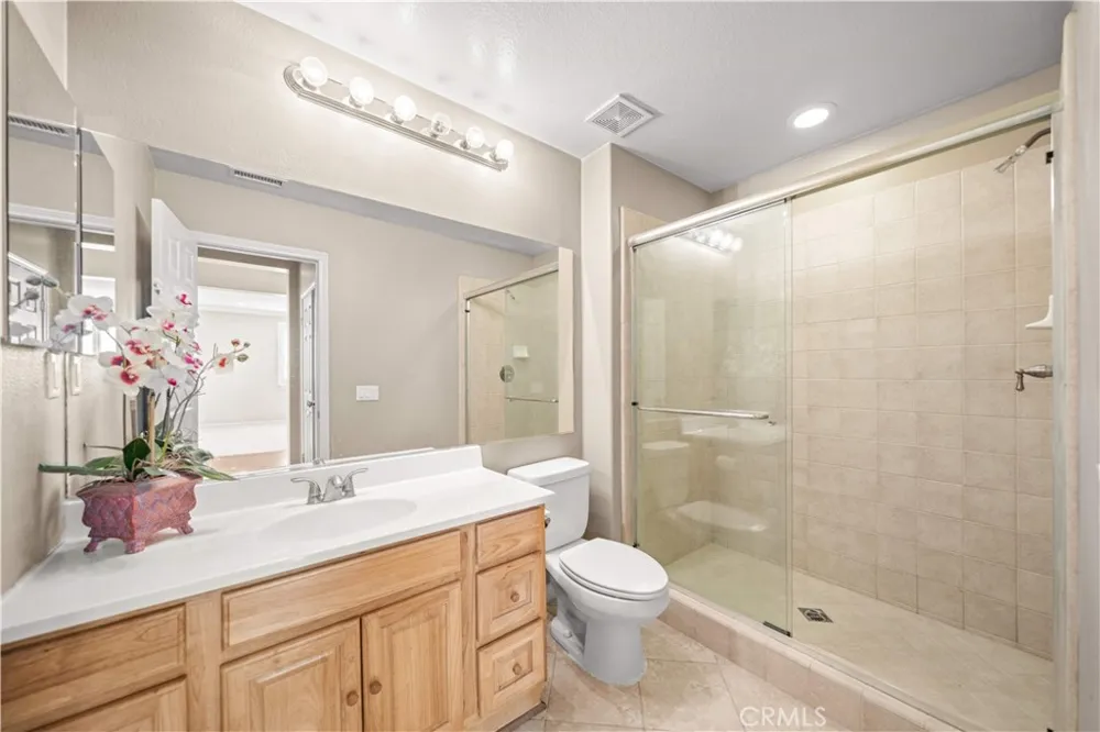14075 Silent Stream Ct Eastvale, CA 92880