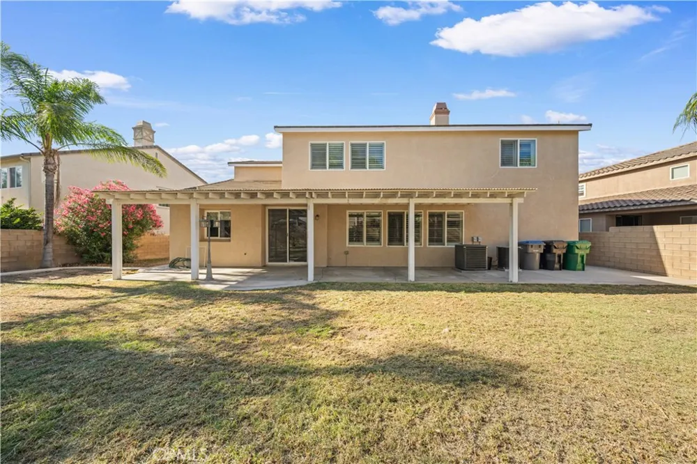 14075 Silent Stream Ct Eastvale, CA 92880
