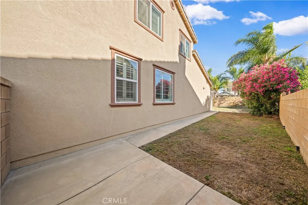 14075 Silent Stream Ct Eastvale, CA 92880