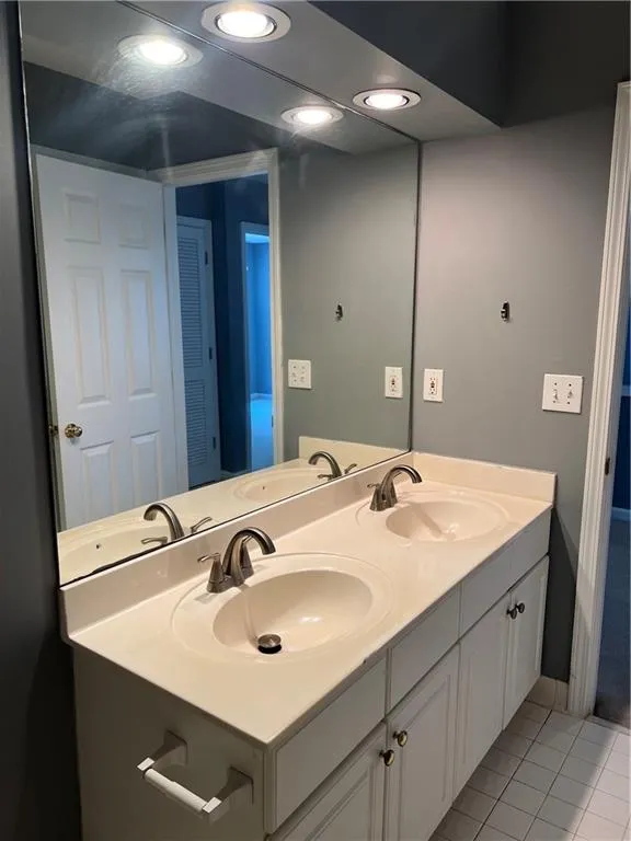 6435 Stapleford Lane Johns Creek, GA 30097