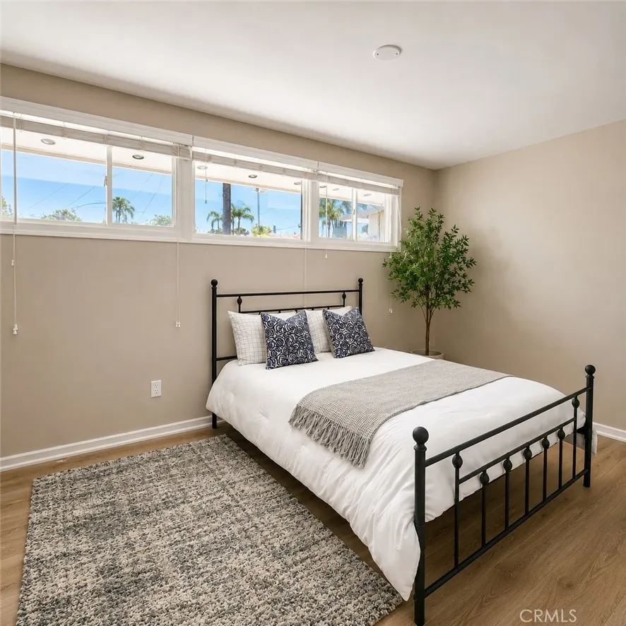 8317 Hudson Drive San Diego, CA 92119