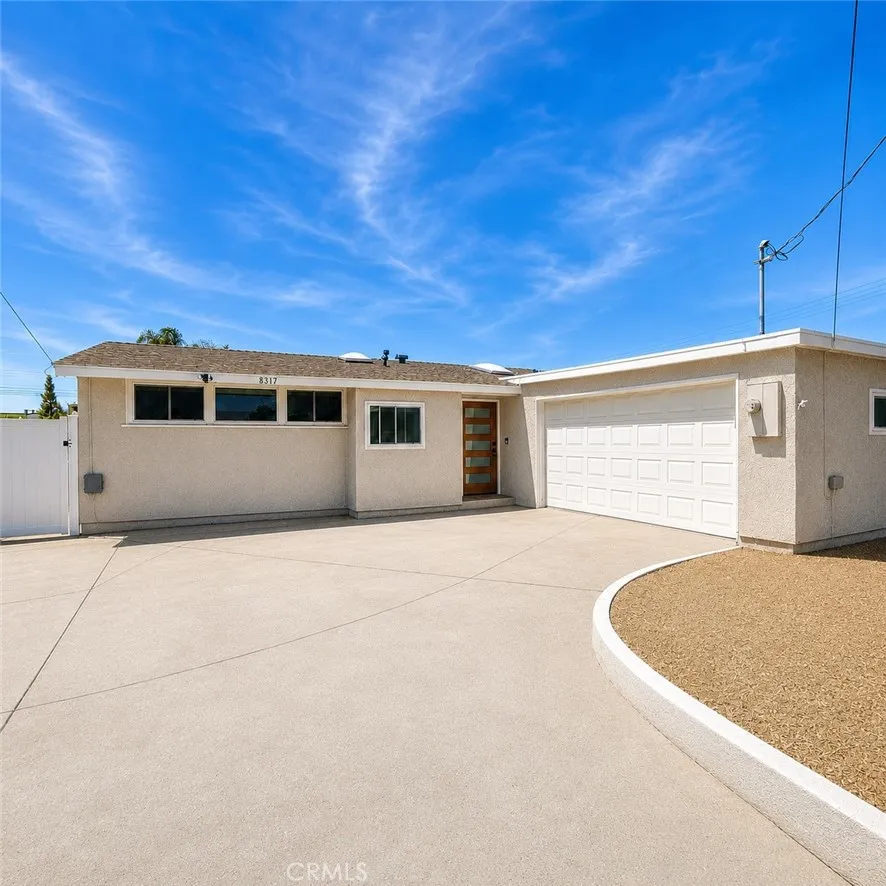 8317 Hudson Drive San Diego, CA 92119