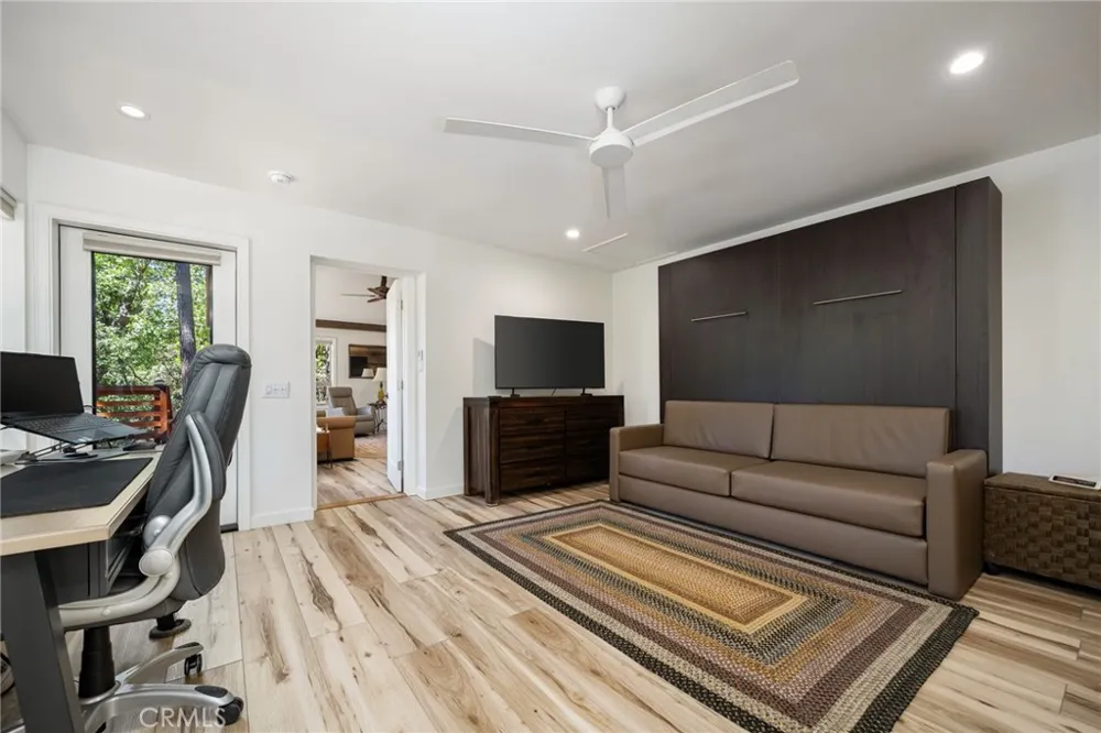 54720 Pine Crest Idyllwild, CA 92549