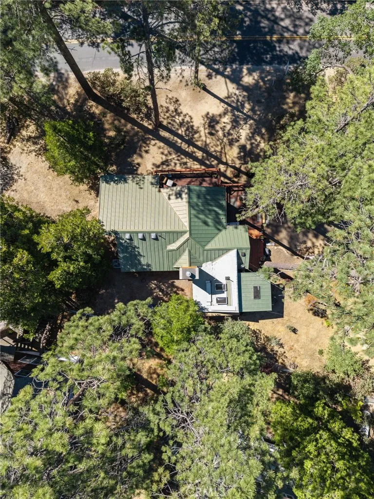 54720 Pine Crest Idyllwild, CA 92549