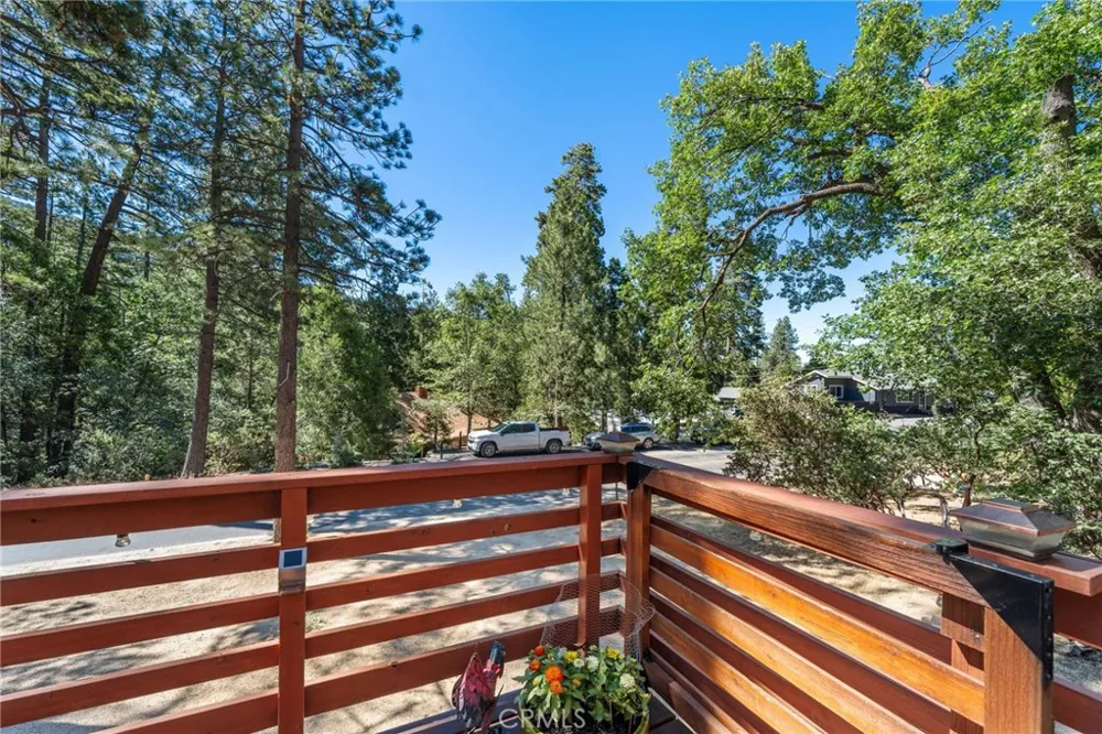 54720 Pine Crest Idyllwild, CA 92549