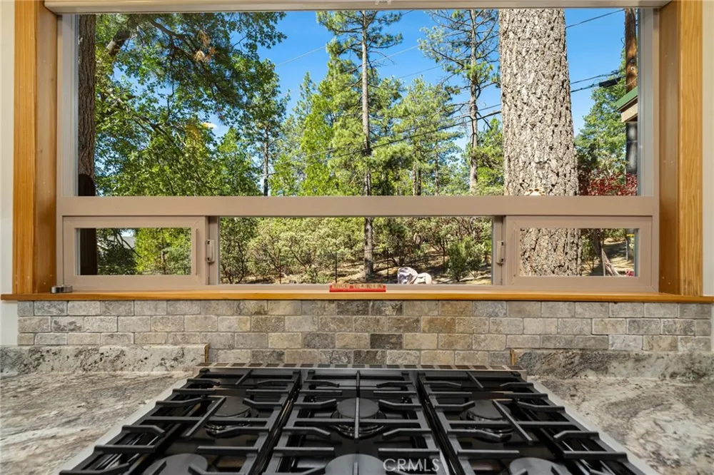 54720 Pine Crest Idyllwild, CA 92549