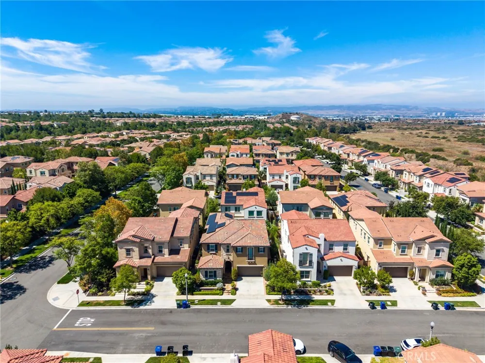15 Verna Lake Forest, CA 92630