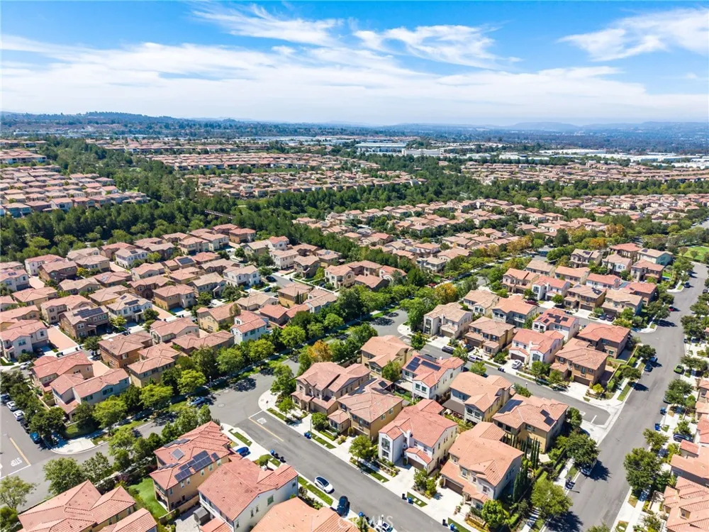 15 Verna Lake Forest, CA 92630