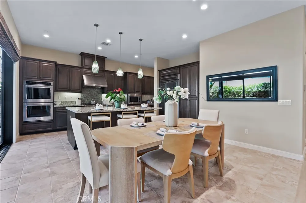 15 Verna Lake Forest, CA 92630