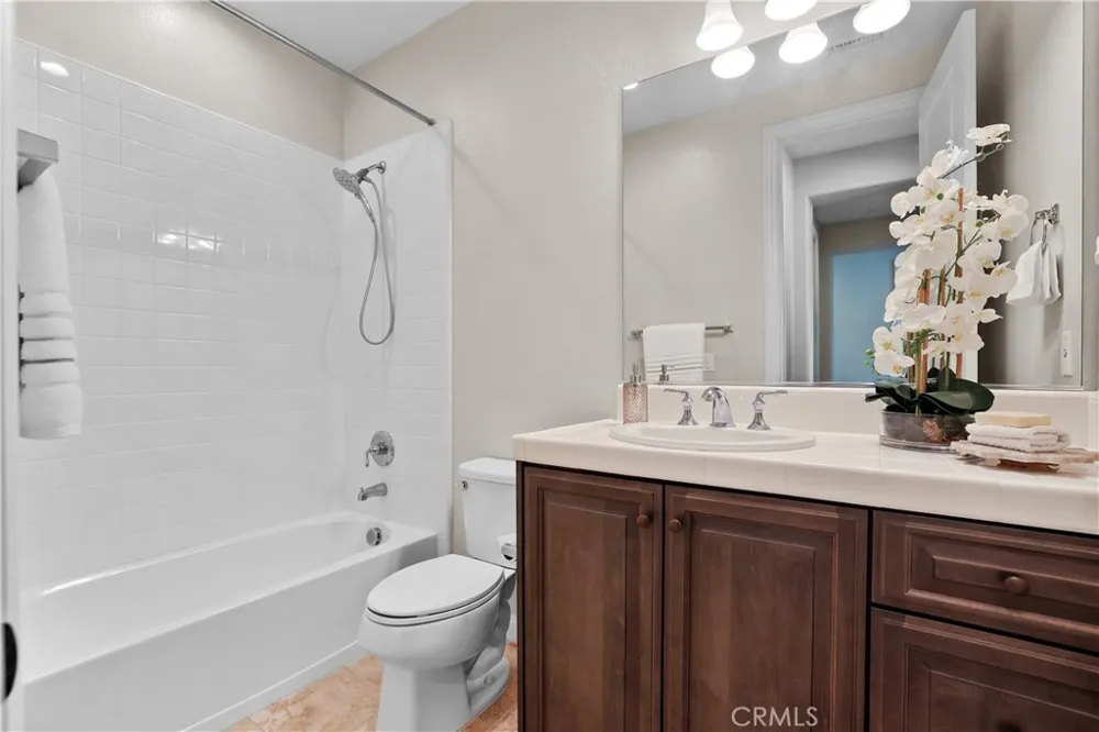 15 Verna Lake Forest, CA 92630