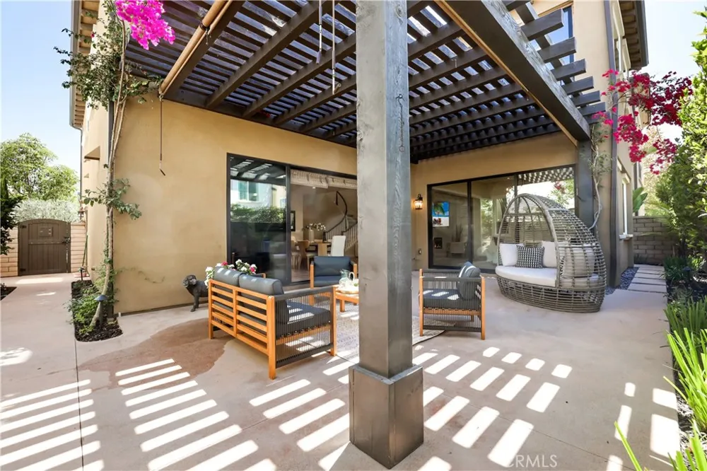 15 Verna Lake Forest, CA 92630