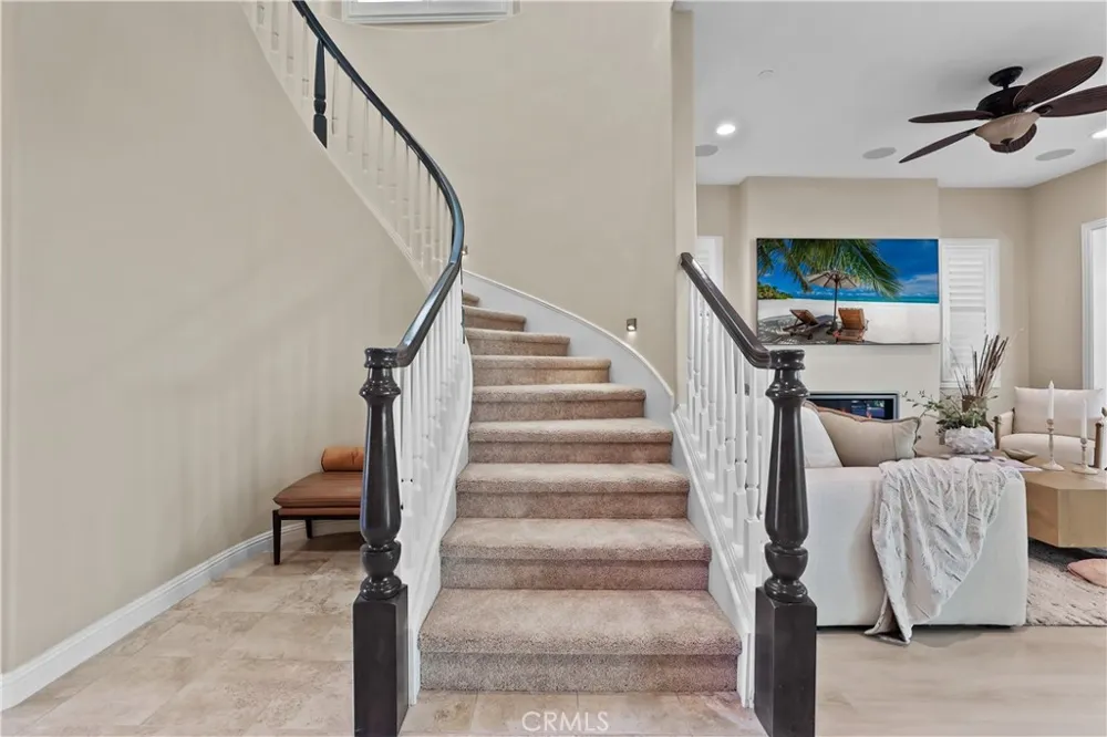 15 Verna Lake Forest, CA 92630