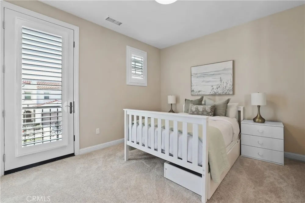 15 Verna Lake Forest, CA 92630
