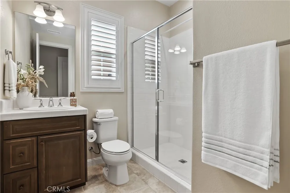 15 Verna Lake Forest, CA 92630