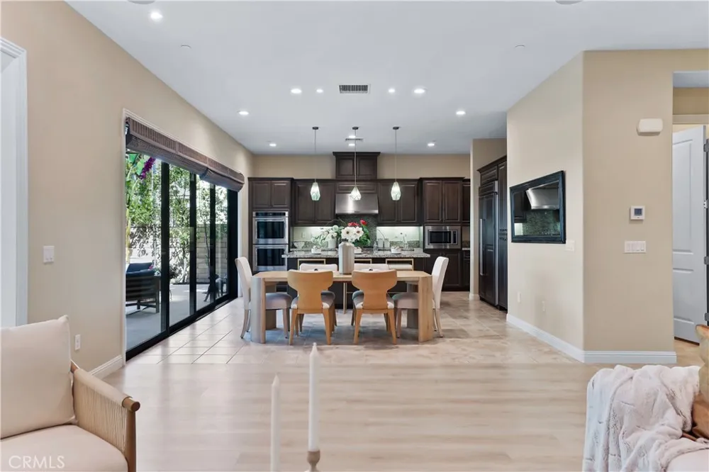 15 Verna Lake Forest, CA 92630