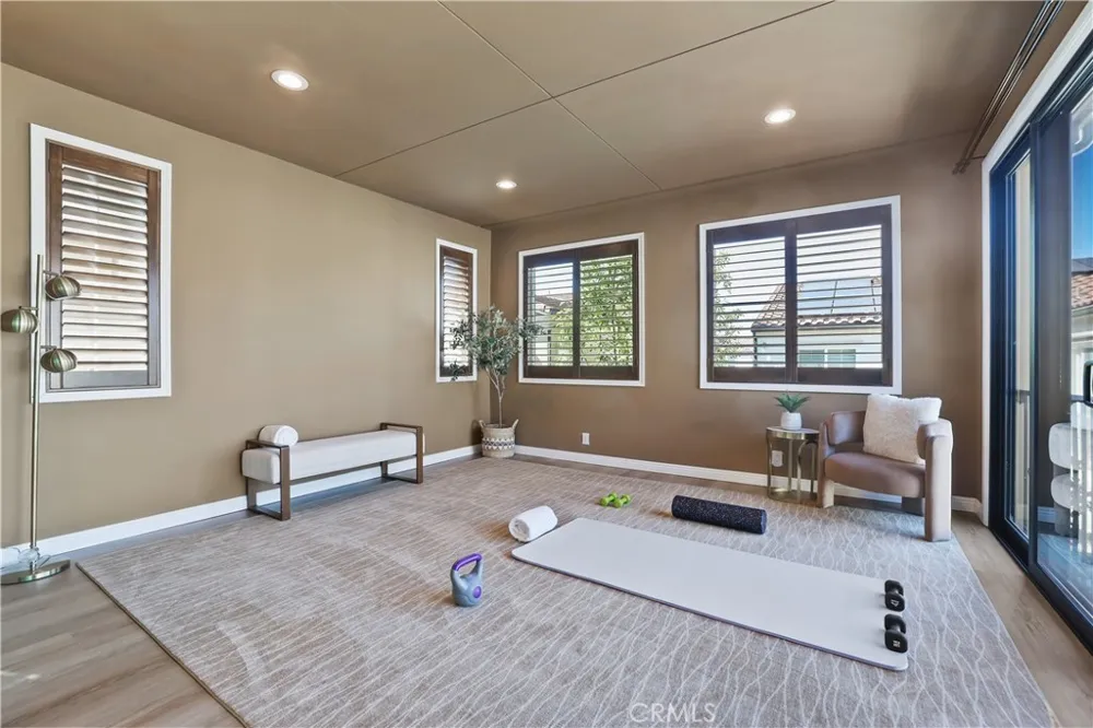 15 Verna Lake Forest, CA 92630