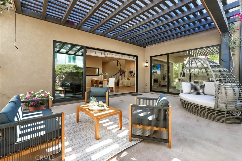 15 Verna Lake Forest, CA 92630