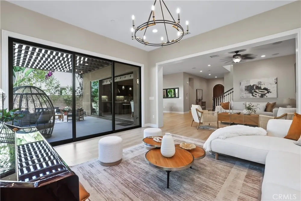 15 Verna Lake Forest, CA 92630