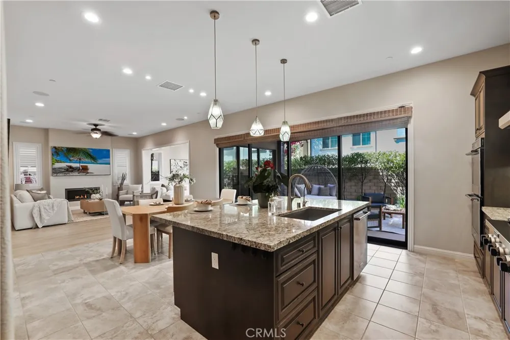 15 Verna Lake Forest, CA 92630