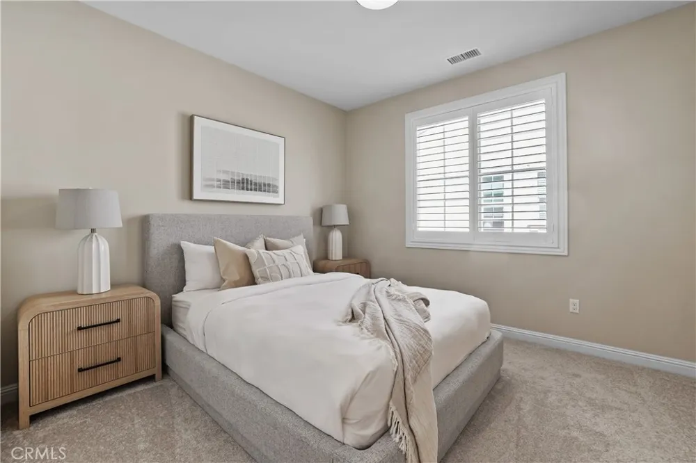 15 Verna Lake Forest, CA 92630