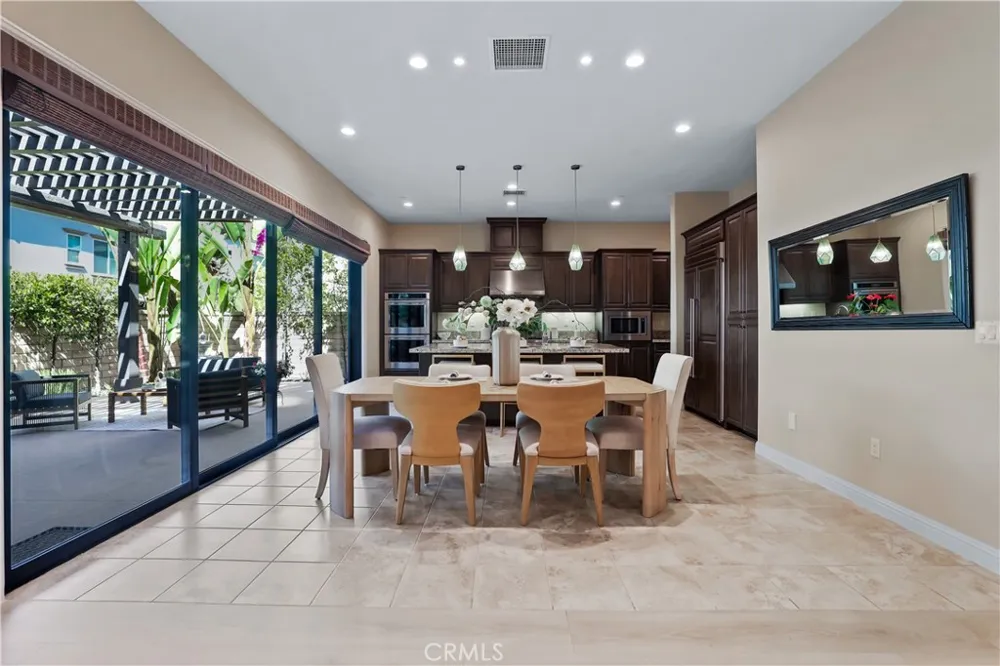 15 Verna Lake Forest, CA 92630