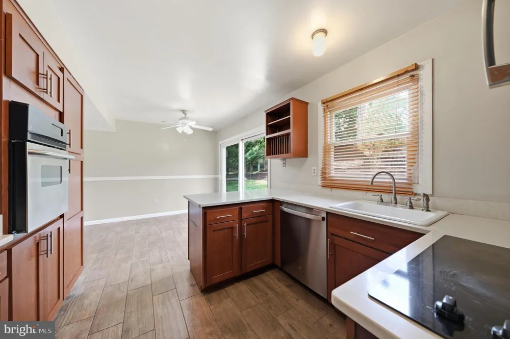 12410 ROCKLEDGE DRIVE Bowie, MD 20715