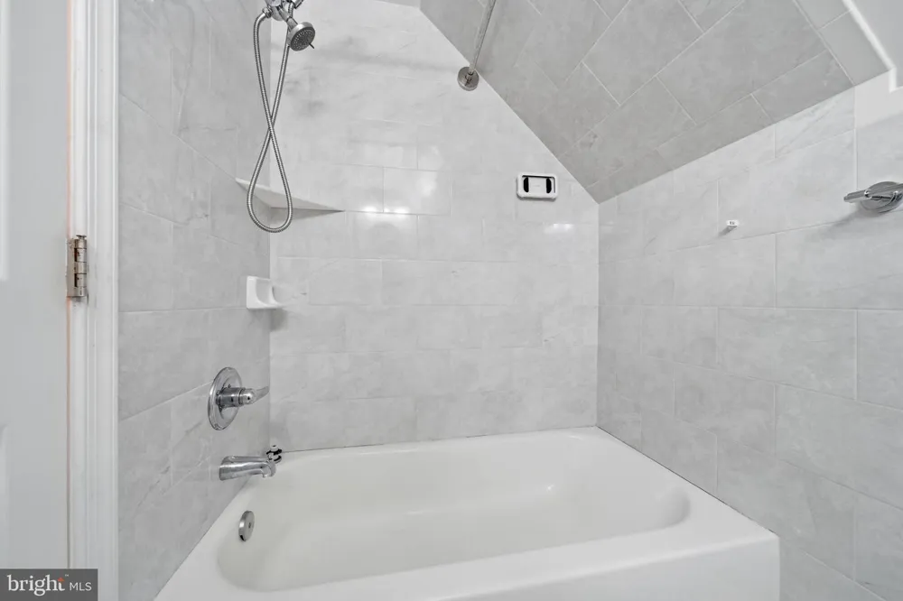 12410 ROCKLEDGE DRIVE Bowie, MD 20715