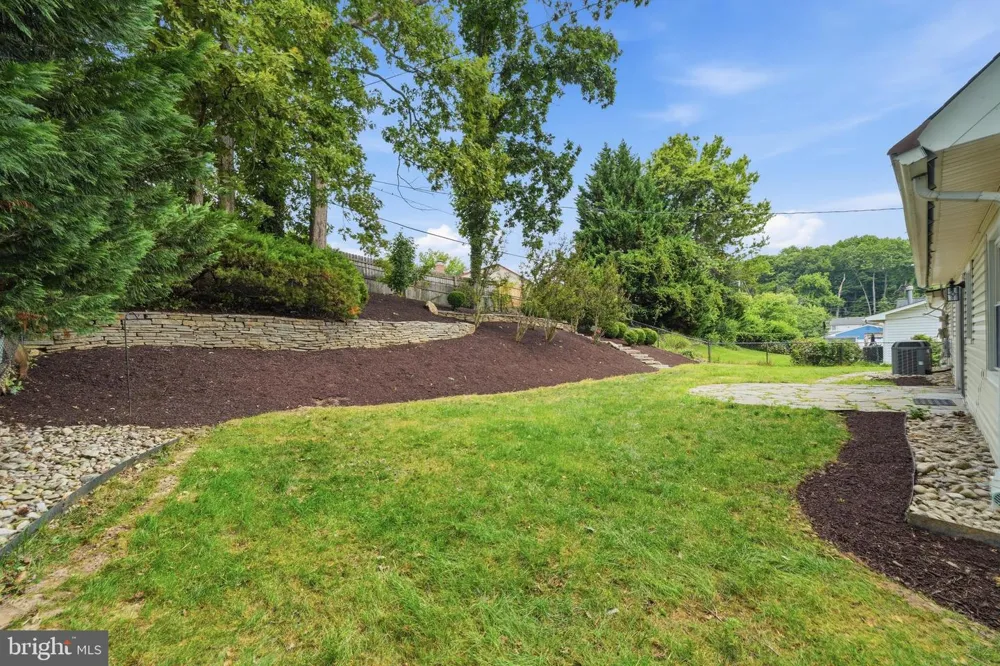 12410 ROCKLEDGE DRIVE Bowie, MD 20715
