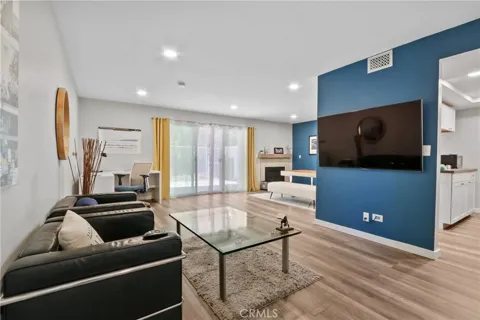 1129 Rosecrans Avenue #28A