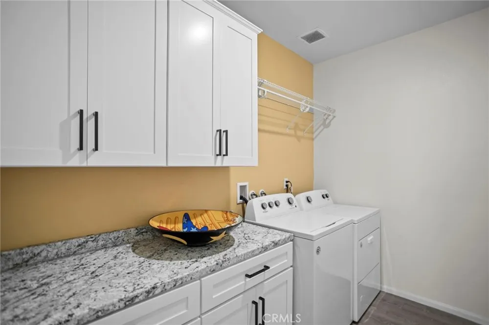 67498 Rio Largo Cathedral City, CA 92234
