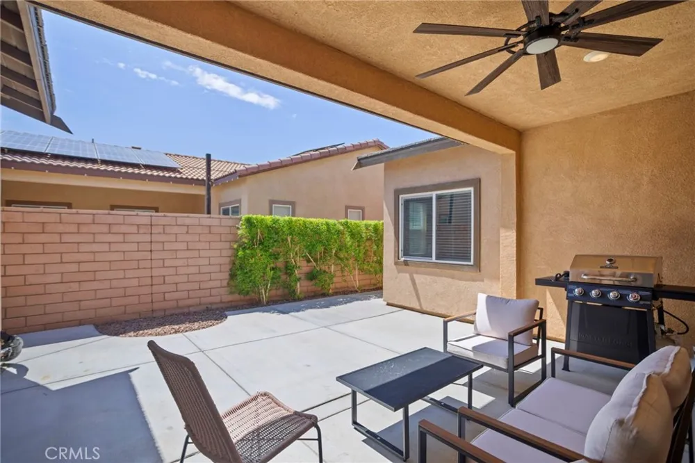 67498 Rio Largo Cathedral City, CA 92234