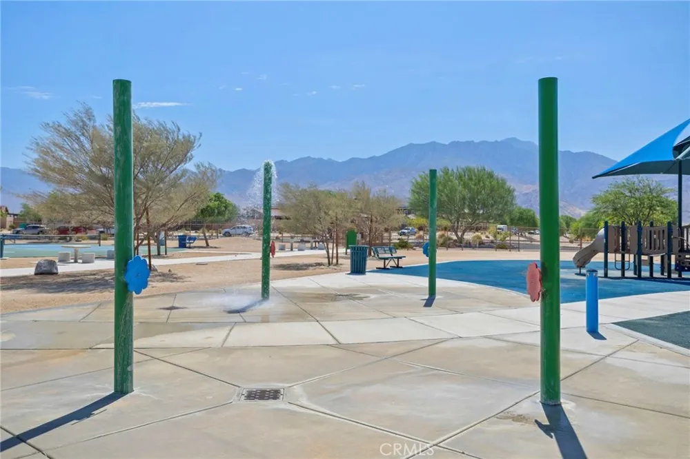 67498 Rio Largo Cathedral City, CA 92234