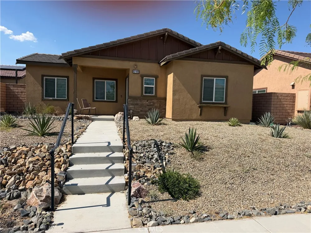 67498 Rio Largo Cathedral City, CA 92234
