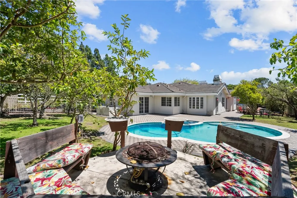 28701 Highridge Road Rolling Hills Estates, CA 90274