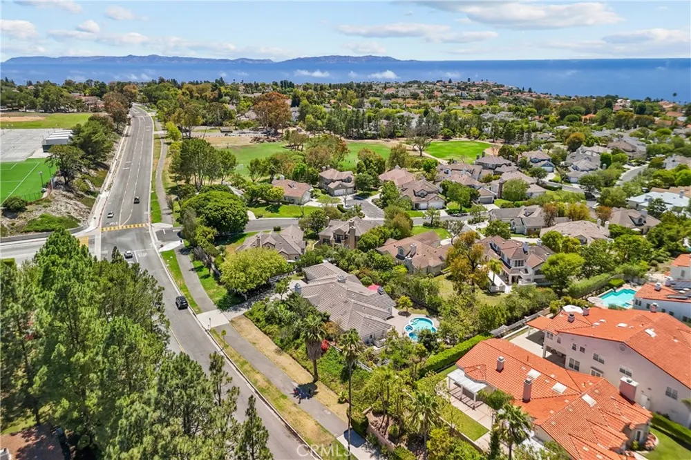 28701 Highridge Road Rolling Hills Estates, CA 90274