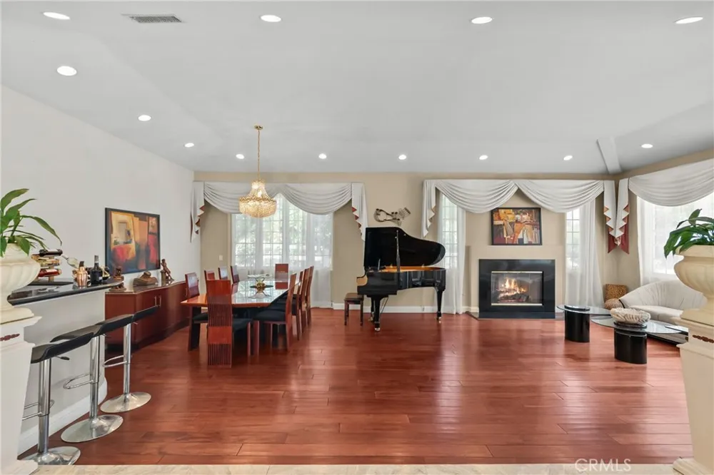 28701 Highridge Road Rolling Hills Estates, CA 90274