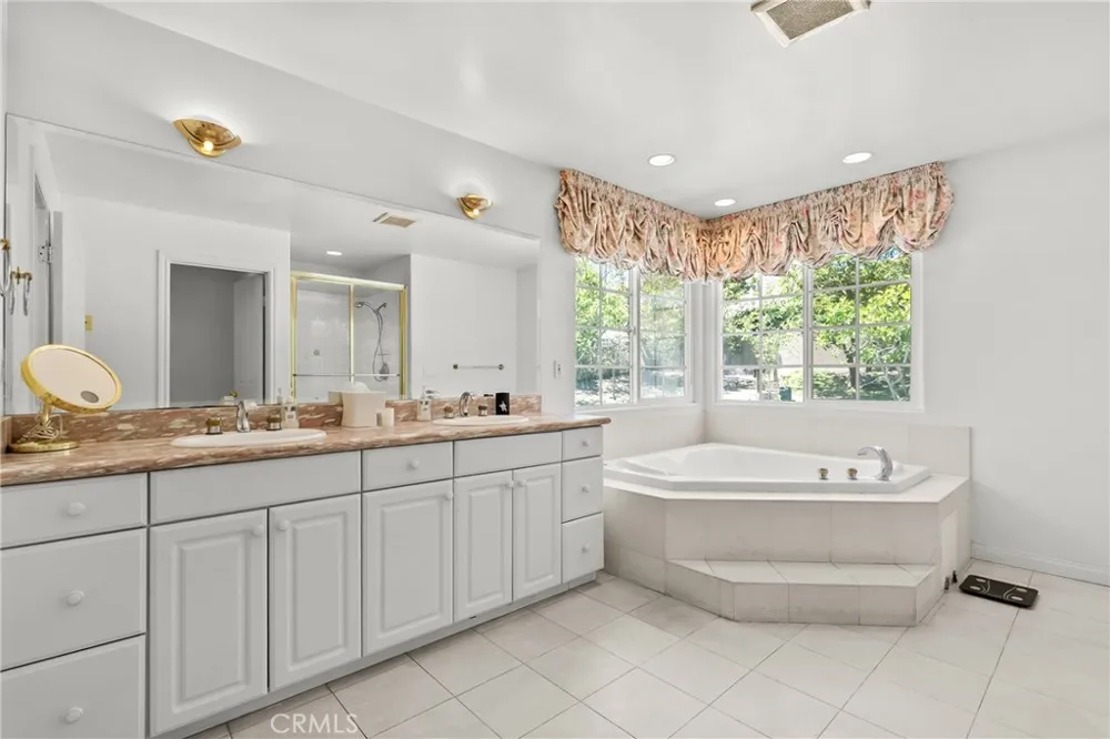 28701 Highridge Road Rolling Hills Estates, CA 90274