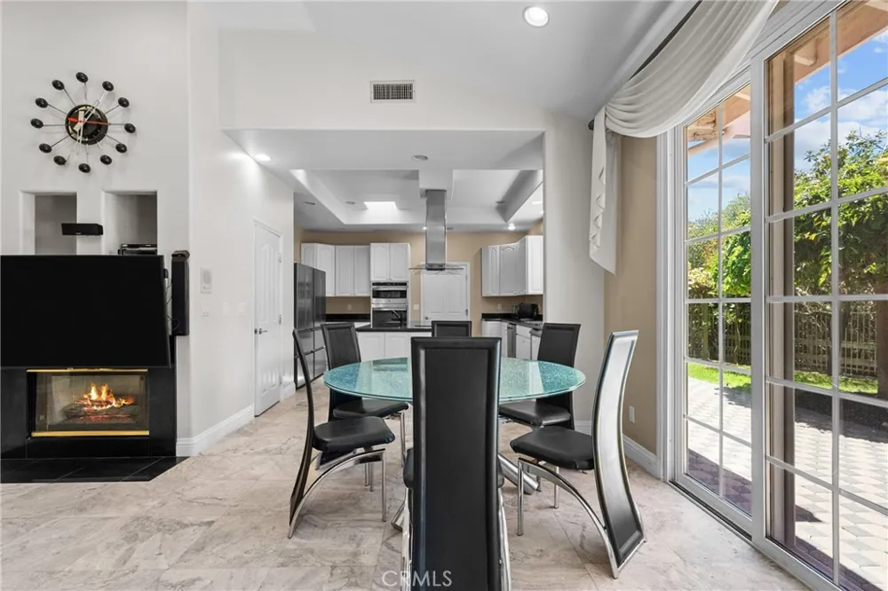 28701 Highridge Road Rolling Hills Estates, CA 90274