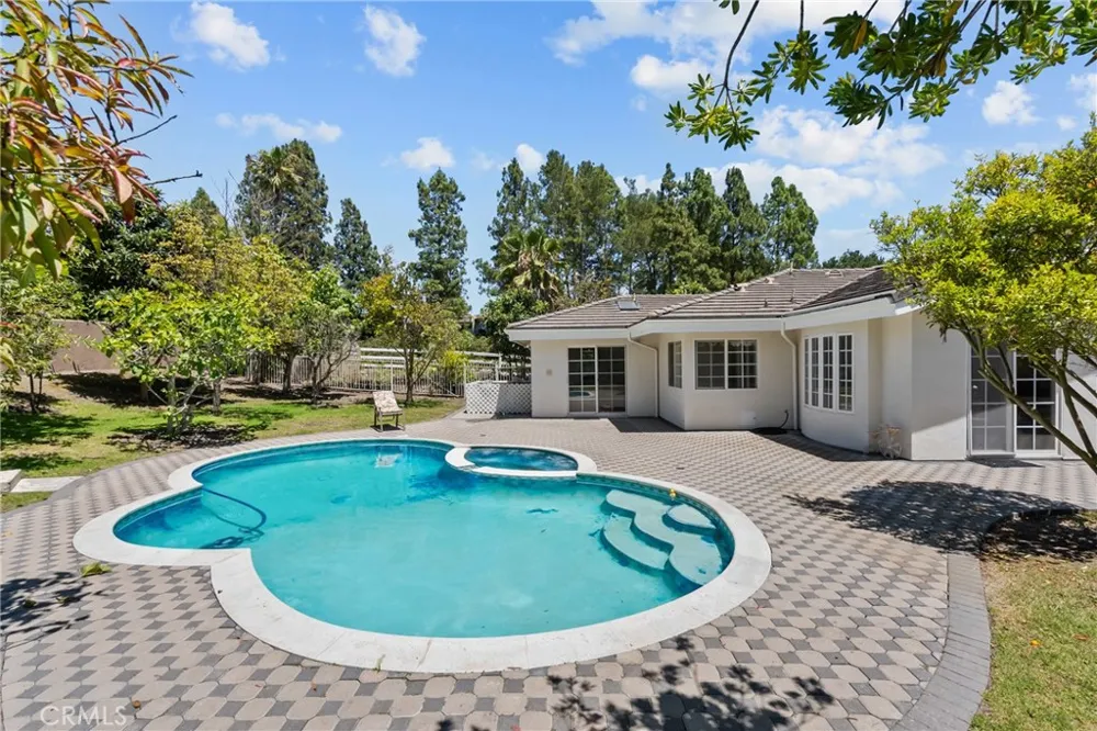 28701 Highridge Road Rolling Hills Estates, CA 90274